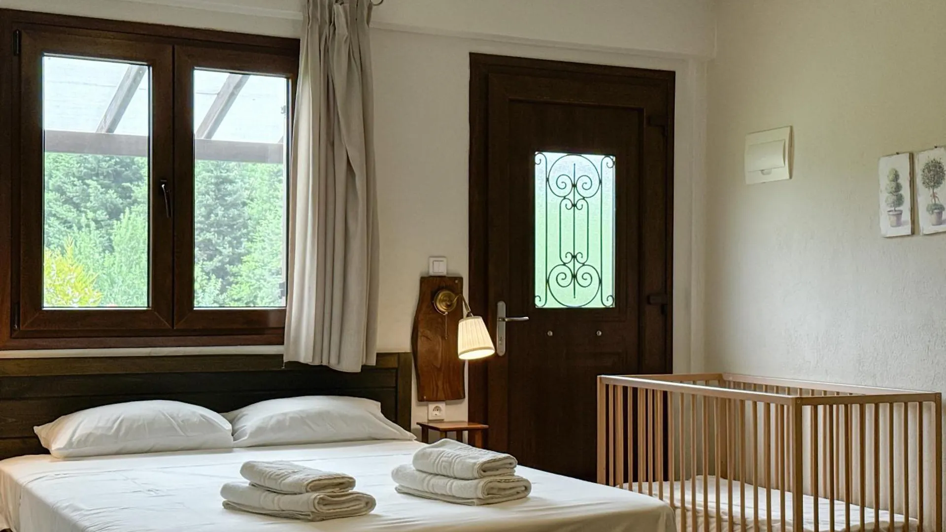 Kedros Villa Neochori  Holiday home