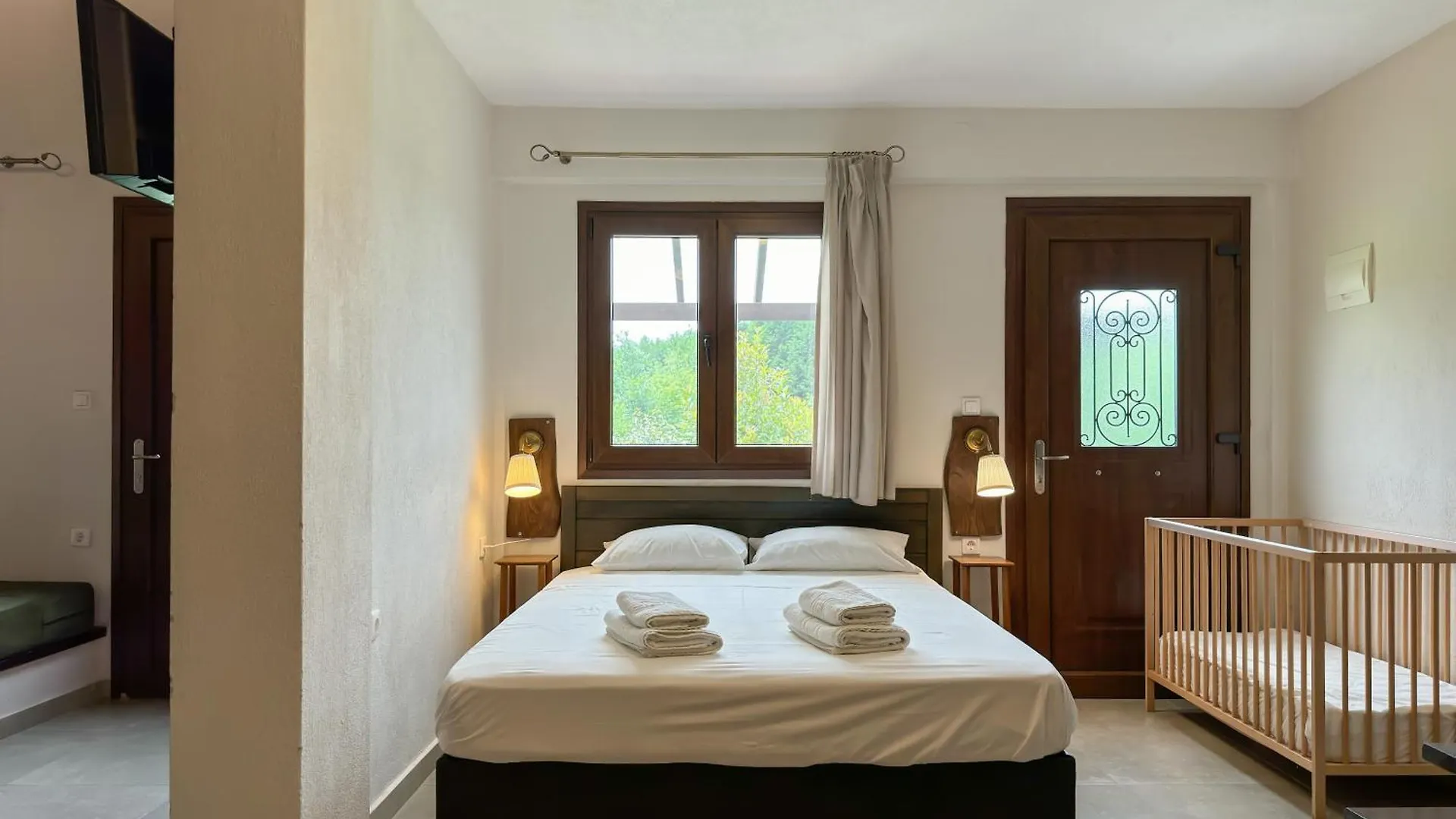 Kedros Villa Neochori  0*, Neochori (Chalkidiki) Greece